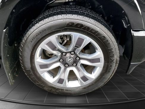 Used 2023 RAM 1500 Limited w/ Body-Colour Bumper Group image 34