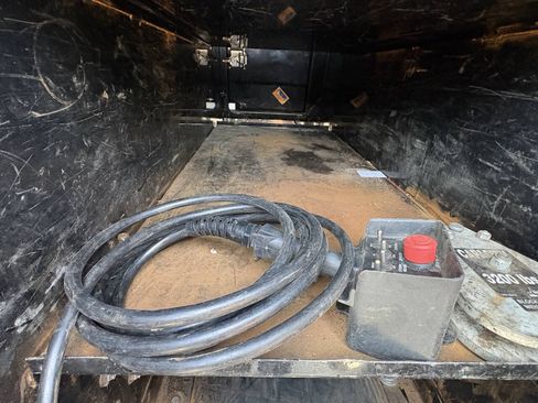 Used 2013 GMC Sierra 3500 W/T RWD image 4