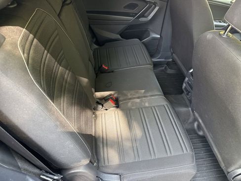 Used 2024 Volkswagen Tiguan S image 17