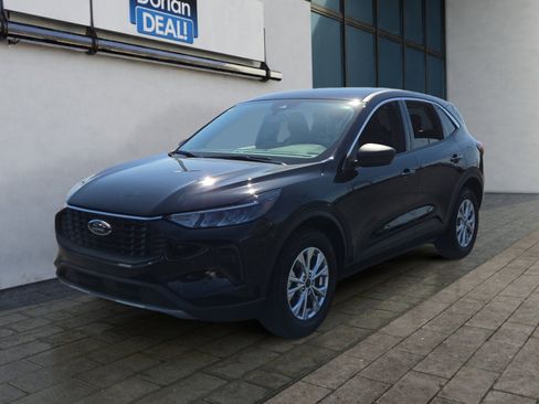 Used 2023 Ford Escape Active AWD/4WD image 7