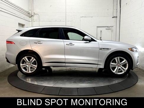 Used 2018 Jaguar F-PACE R-Sport AWD/4WD image 9