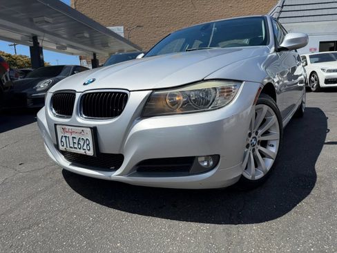 Used 2011 BMW 328i Sedan RWD image 3
