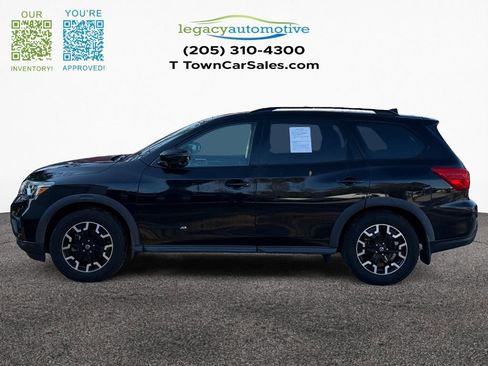 Used 2020 Nissan Pathfinder SL image 3