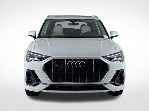 Certified 2025 Audi Q3 2.0T Premium AWD/4WD image 8