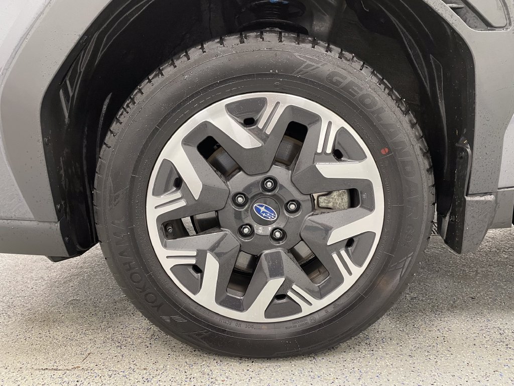 Used 2026 Subaru Forester Premium AWD/4WD image 5