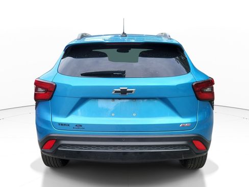 Used 2025 Chevrolet Trax RS w/ Driver Confidence Package FWD image 4