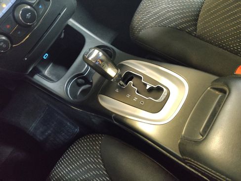 Used 2020 Dodge Journey SE FWD image 26