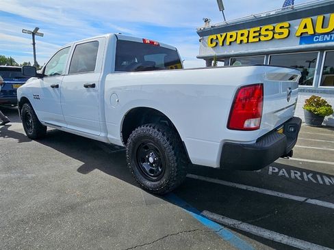 Used 2018 RAM 1500 Tradesman w/ Popular Equipment Group AWD/4WD image 4