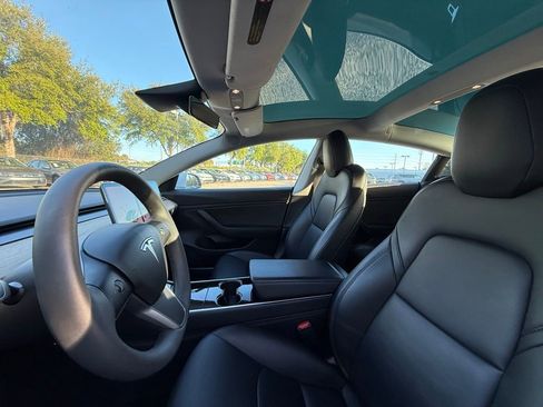 Used 2019 Tesla Model 3 Standard Range Plus image 20