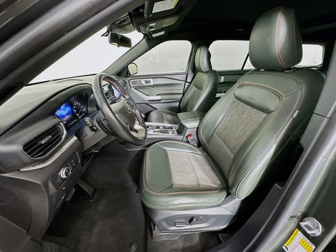 Used 2022 Ford Explorer Timberline image 13