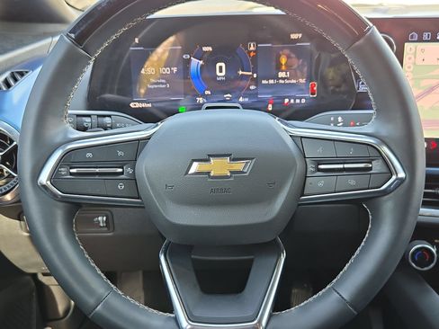 Used 2024 Chevrolet Equinox EV LT w/ Active Safety Package 3 FWD image 20