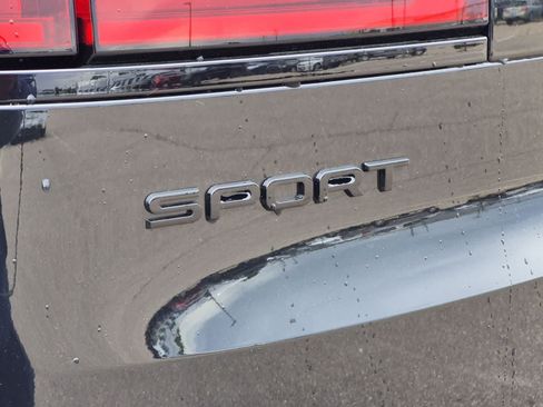 New 2026 Land Rover Range Rover Sport Dynamic SE AWD/4WD image 12