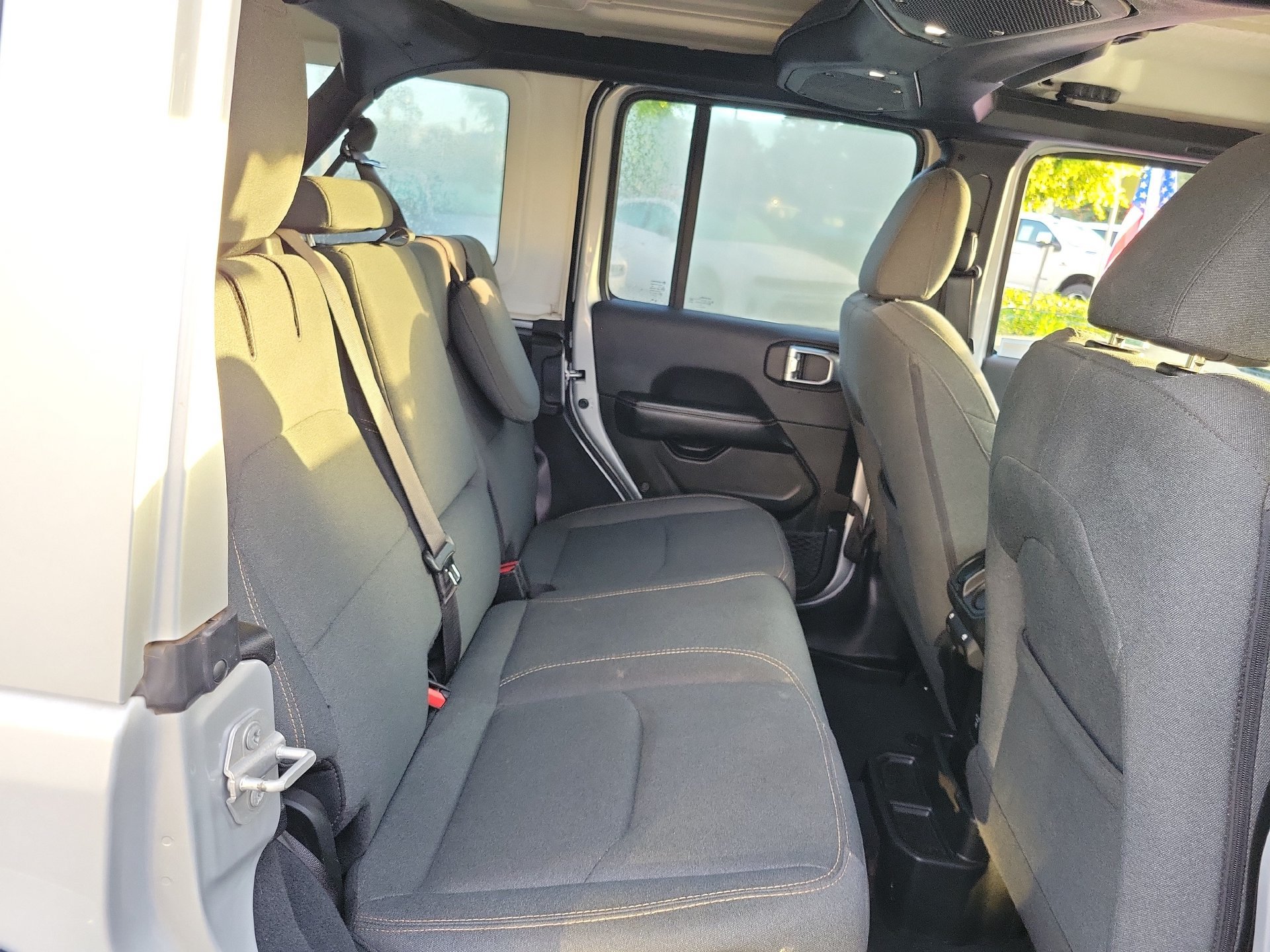 Certified 2024 Jeep Wrangler Unlimited Sahara AWD/4WD image 19