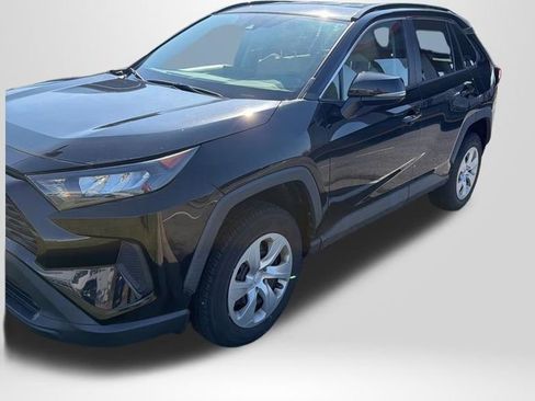 Certified 2021 Toyota RAV4 LE image 1