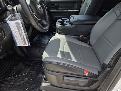 New 2025 RAM 3500 Tradesman w/ Chrome Appearance Group image 20