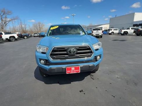 Used 2019 Toyota Tacoma SR5 image 3