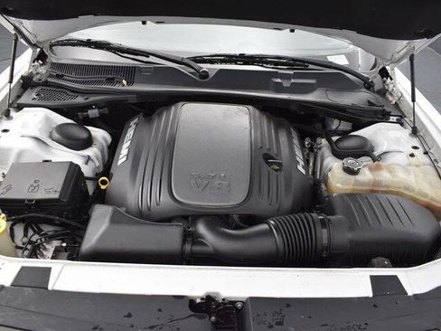 Used 2018 Dodge Challenger R/T image 13