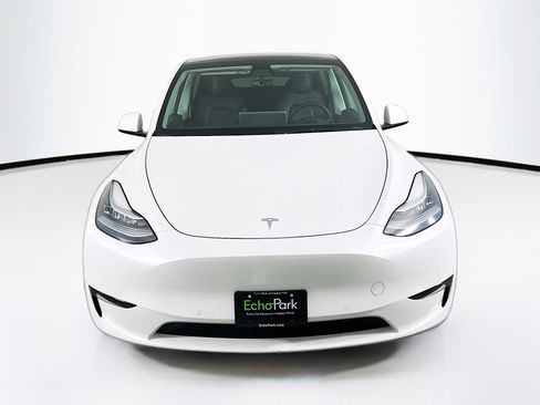 Used 2021 Tesla Model Y Long Range image 2