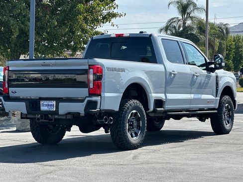 New 2026 Ford F250 Platinum w/ Tremor Off-Road Package AWD/4WD image 4
