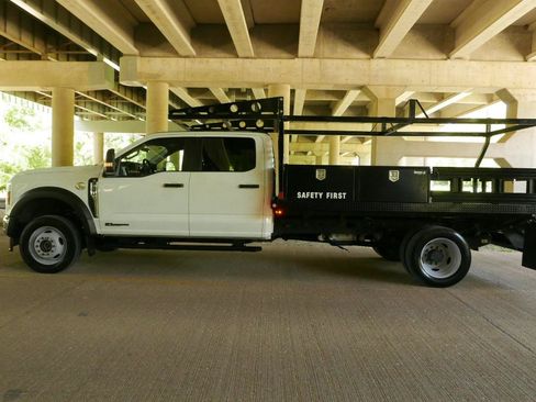 Used 2024 Ford F550 4x4 Crew Cab Super Duty image 19