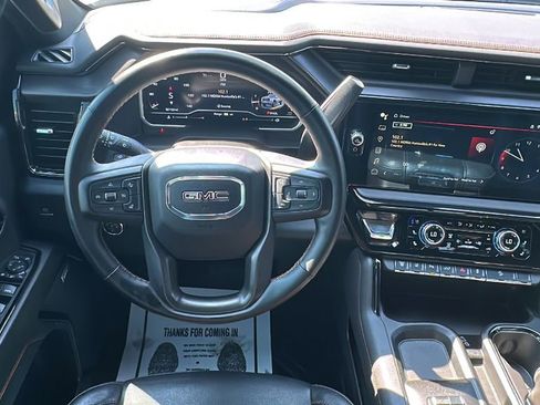Used 2024 GMC Sierra 2500 AT4 w/ AT4 Premium Plus Package image 18