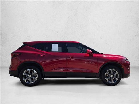 Used 2023 Chevrolet Blazer LT FWD image 4