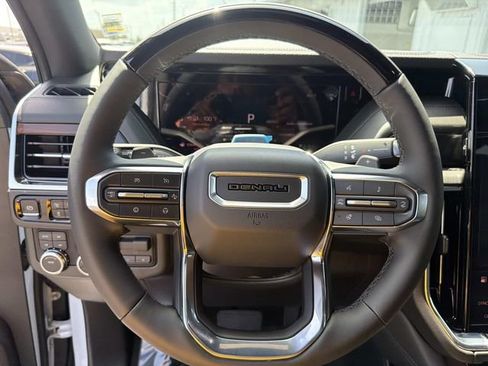 New 2026 GMC Yukon XL Denali w/ Denali Reserve Package AWD/4WD image 26