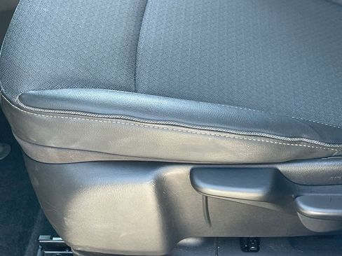 Used 2025 Buick Encore GX Preferred image 5