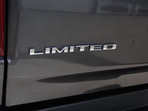 Used 2024 RAM 1500 Limited w/ Body Color Bumper Group AWD/4WD image 13