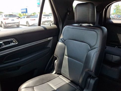 Certified 2018 Ford Explorer Sport w/ Equipment Group 401A AWD/4WD image 18