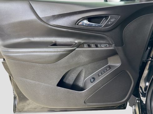 Used 2021 Chevrolet Equinox Premier w/ Redline Edition FWD image 19