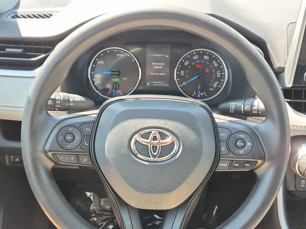 Used 2021 Toyota RAV4 XLE w/ Convenience Package AWD/4WD image 18