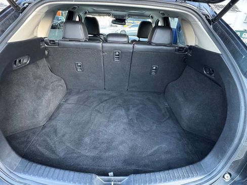 Used 2020 MAZDA CX-5 Touring image 18