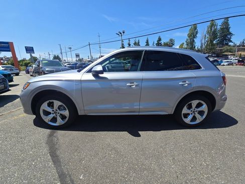 Used 2023 Audi Q5 2.0T Premium Plus w/ Premium Plus Package AWD/4WD image 4