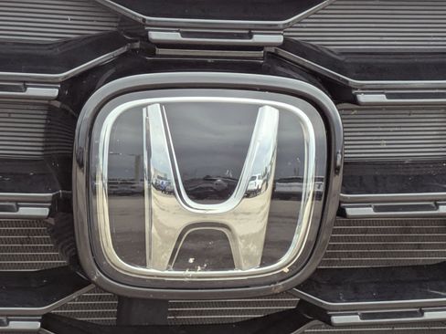 Used 2023 Honda Passport Elite image 15