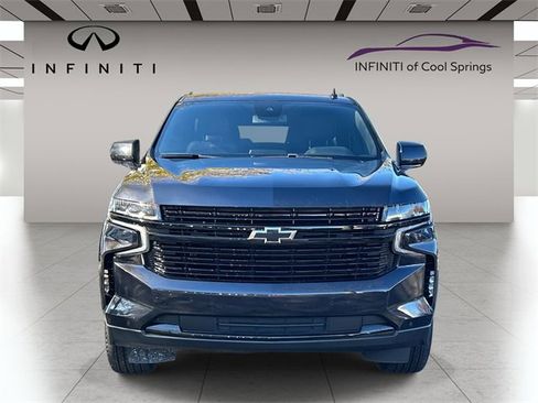 Used 2024 Chevrolet Suburban RST image 2