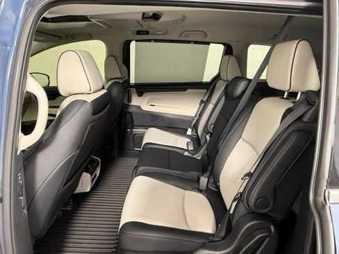 Used 2026 Honda Odyssey Elite image 36