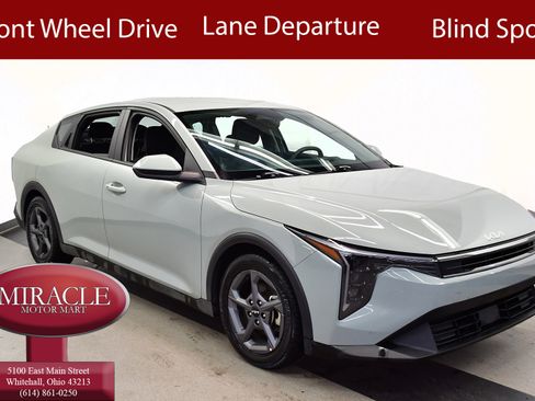 Used 2025 Kia K4 FWD image 37