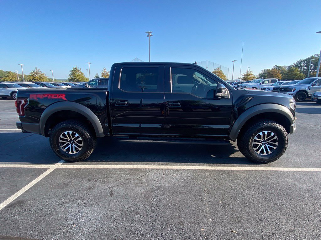 Certified 2019 Ford F150 Raptor w/ Equipment Group 802A Luxury AWD/4WD image 8