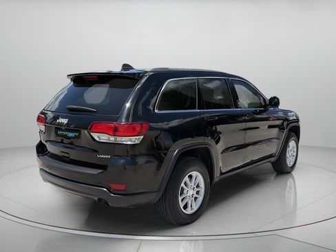 Used 2020 Jeep Grand Cherokee Laredo RWD image 3