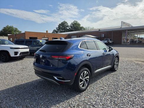 Used 2022 Buick Envision Essence w/ Technology Package I FWD image 5