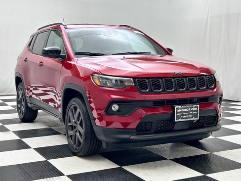 New 2026 Jeep Compass Latitude image 2