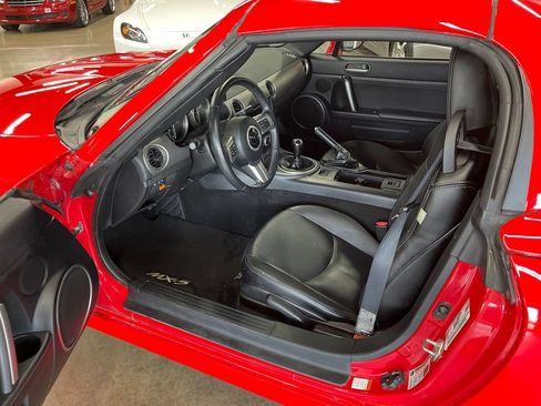 Used 2011 MAZDA MX-5 Miata Grand Touring w/ Premium Pkg RWD image 53