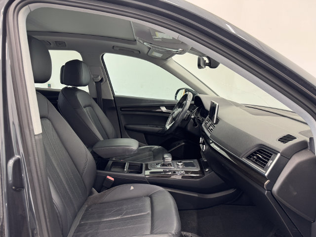Used 2018 Audi Q5 2.0T Premium AWD/4WD image 18