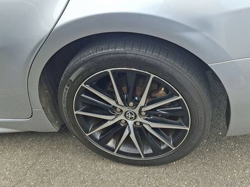 Used 2024 Toyota Camry SE FWD image 10