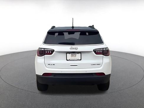 Used 2025 Jeep Compass Limited AWD/4WD image 12