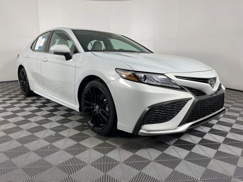 Used 2023 Toyota Camry XSE image 2
