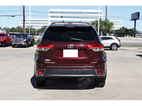 Used 2019 Toyota Highlander Limited image 5
