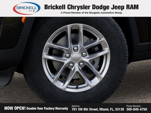 New 2025 Jeep Grand Cherokee Laredo X image 8