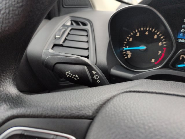 Certified 2018 Ford Escape SE FWD image 34